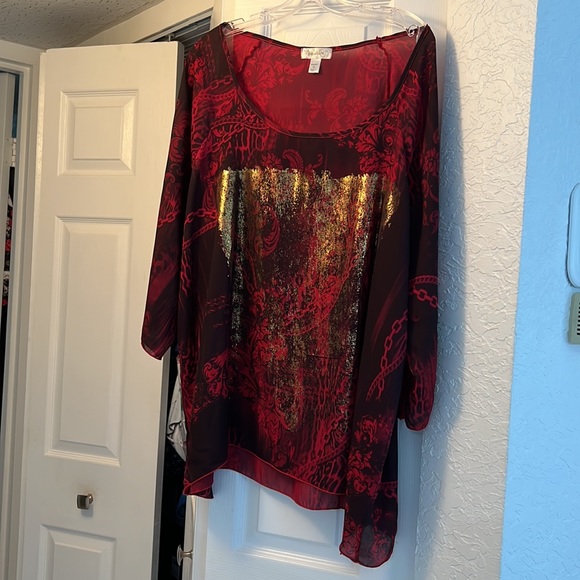DRESSBARN NEW 3X SHEER DECORATIVE RED, BLACK HIGHLIGHTED WITH GOLD TOP - Picture 9 of 9